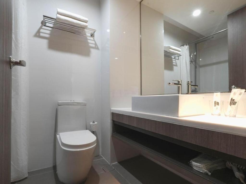 Khách sạn Nuve Stellar Singapore